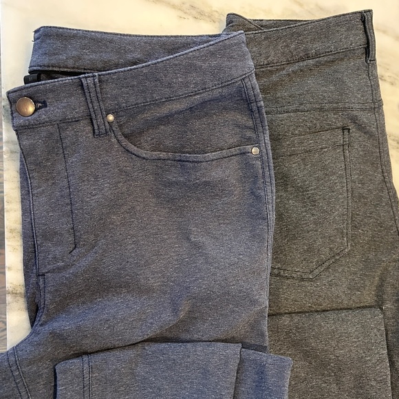 Lululemon ABC 5 pocket SLIM Pant - Heathered Utilitech - Size 31 x 33 - 2 pairs